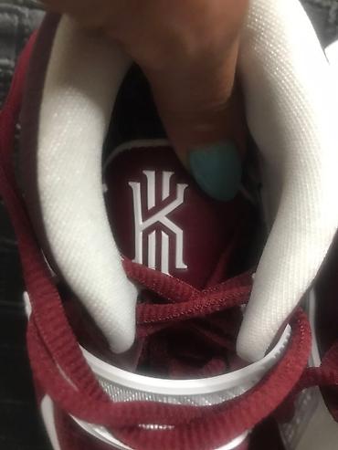 rumenilo max factor: Nike Kyrie 6 basketball sneakers. Original iz Amerike. Br 36(23cm — 7