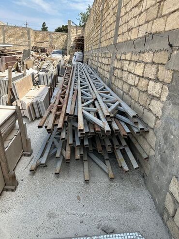 Divar kağızları: Ferma 29 ədəd bir ədədi 350 manatdir 10 metredir Ünvan: Dərnəgül