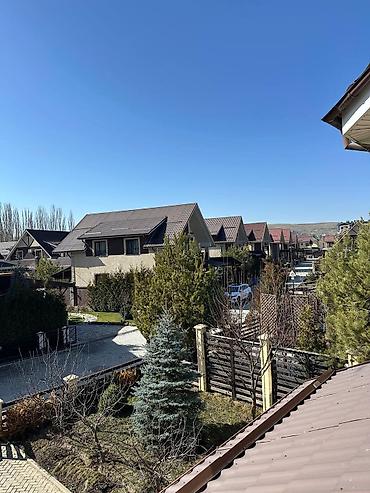 Долгосрочная аренда домов: 200 м², 6 комнат — 13