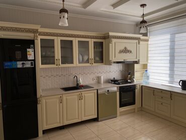 Долгосрочная аренда квартир: 4 комнаты, С мебелью полностью — 15