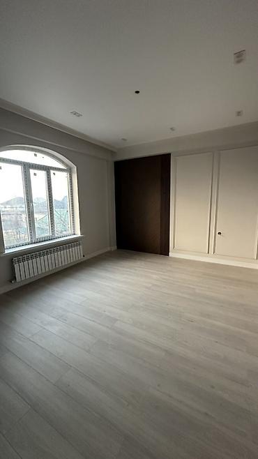 Продажа коттеджей и домов: Срочно продаю двухэтажный дом в Арча-Бешике. Улица Бердибаева at lalafo.kg — 10 Продажа коттеджей и домов: Срочно продаю двухэтажный дом в Арча-Бешике. Улица Бердибаева — 10