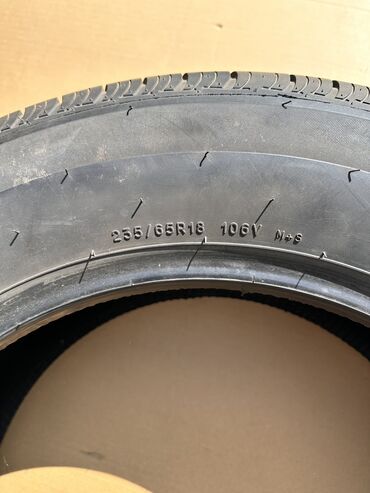 донголок тачкага: Шиналар 235 / 65 / R 18, Жай, Жаңы, Жуп, АКШ