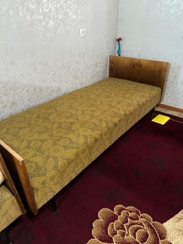 диван кровать односпальная: Бир кишилик Керебет, Колдонулган