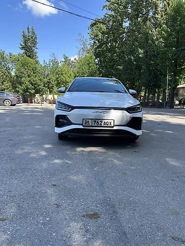 byd e5: BYD E2: 2025 г., 0.1 л, Электромобиль, Кроссовер — 2