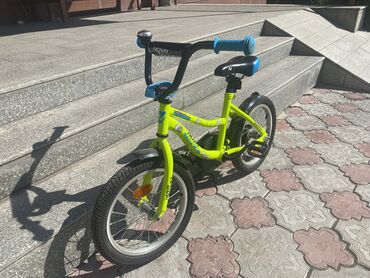 Велосипеды: Продаю велосипед в отличном состоянии велосипед novatrack для детей