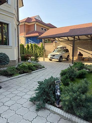 дома в бишкеке купить: 5 комнат, 230 м², 6 соток, Бишкек, Азия Молл Собственник — 2