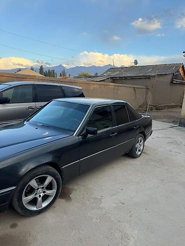 гелик мини: Mercedes-Benz W124: 1992 г., 2.3 л, Автомат, Бензин, Седан — 3