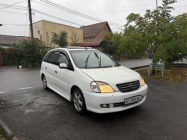 Toyota Nadia: 2000 г., 2 л, Автомат, Бензин, Минивэн