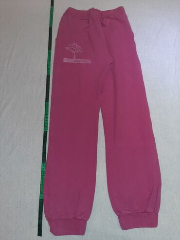 Pantalone: Veliki broj dečijih trenerki sa brojem i dimenzijama na lalafo.rs — 4 Pantalone: Veliki broj dečijih trenerki sa brojem i dimenzijama — 4