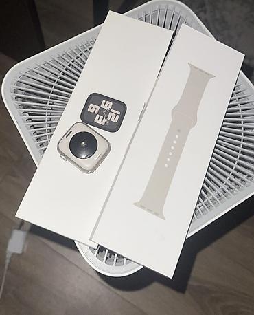 ayfon 13: Apple Watch с комплектным ремешком - Серия: Apple Watch (квадратный — 1