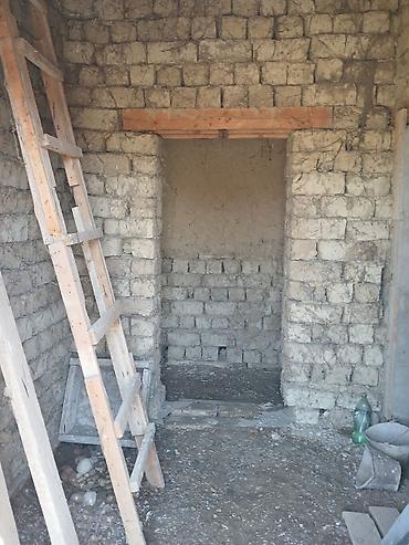 Həyət evləri və villaların satışı: Satış üçün həyətyanı sahə və ev - Geniş, hasarlanmış torpaq sahəsi — 13