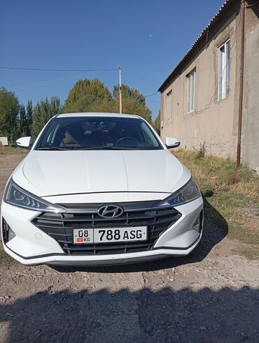 стекло подъёмник на спринтер: Hyundai Avante: 2018 г., 1.6 л, Автомат, Бензин, Седан