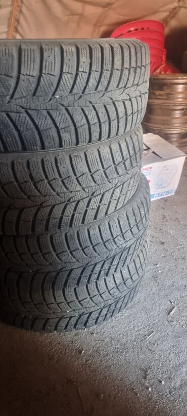 Tyres & Wheels: Na prodaju zimske gume Laufenn, 225/65/R17 u odličnom stanju, vožene