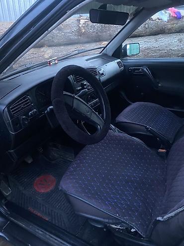 Volkswagen: Volkswagen Golf: 1994 г., 1.6 л, Механика, Бензин, Хэтчбэк — 17