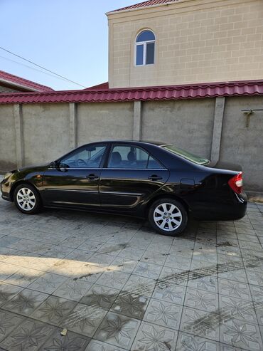 Toyota: Toyota Camry: 3 l | 2002 il Sedan — 10