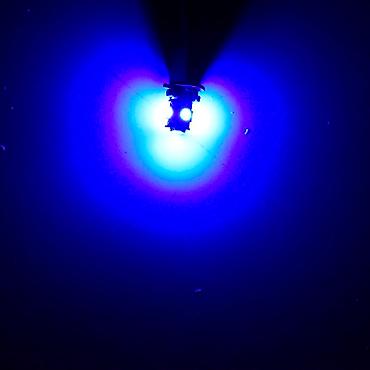 Tuning oprema: Led auto sijalice temperature od 6000 K daju dnevno belo svetlo vozaču — 3
