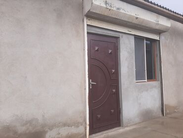 Uzunmüddətli kirayə evlər: 30 kv. m, 1 otaqlı, İnternet -da lalafo.az — 12 Uzunmüddətli kirayə evlər: 30 kv. m, 1 otaqlı, İnternet — 12