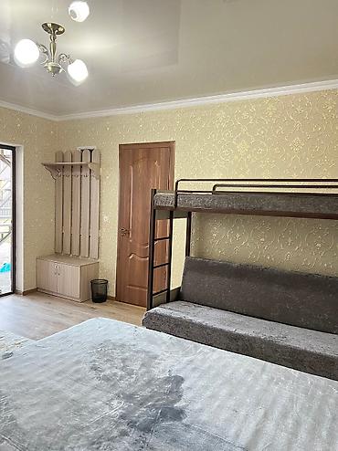 снять квартиру на ночь: 250 м², 9 комнат — 7