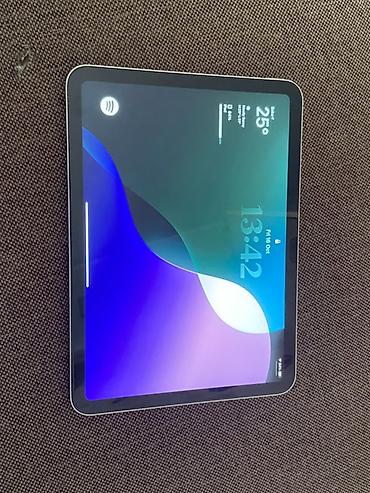 ремонт ipad: Б/у Apple iPad Air 11 (2025), 10,9", 128 ГБ, Самовывоз — 1