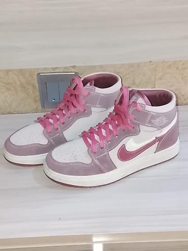 кроссовки nike: Məhsul: Nike Air Jordan tərzli yüksək boğaz idman ayaqqabısı coox az — 1