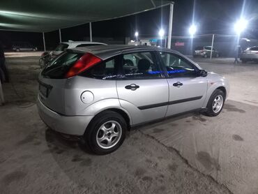 ford фокус: Ford Focus: 2000 г., 1.6 л, Механика, Бензин, Хэтчбэк