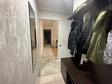 7 мкр: 3 комнаты, 62 м², 7 мкр 104 серия, 1 этаж — 9