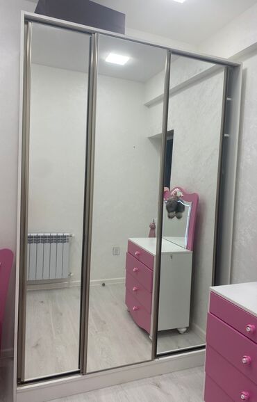 Qarderob, paltar dolabı, 3 qapılı, Güzgülü, Azərbaycan, İşlənmiş