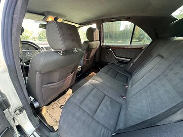 Mercedes-Benz: Mercedes-Benz C-Class: 2.2 l | 1996 il Sedan — 15