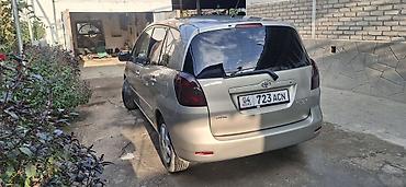 Toyota: Toyota Corolla Verso: 2002 г., 1.8 л, Механика, Бензин, Минивэн — 4