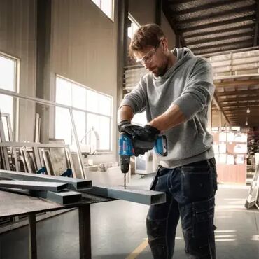 Akumulatorske bušilice: Tehnički podaci Dodatni podaciNapon akumulatora18,0 VObrtni momenat — 2