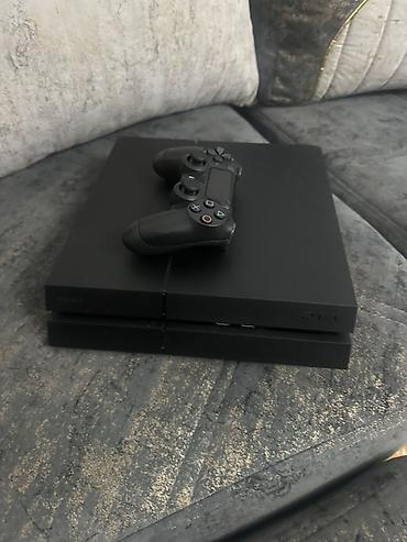 playstation irşad: 🎮 PS4 Fat 500 GB satılır ✅ İdeal vəziyyətdə ✅ 9.00 proşibka stabil ✅ — 3
