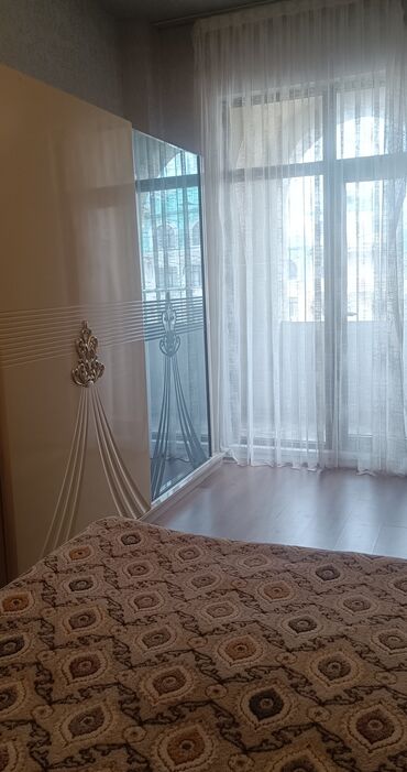 Uzunmüddətli kirayə mənzillər: İcarəyə verilir: Sumqayıt şəhərində geniş və işıqlı studiya tipli — 6