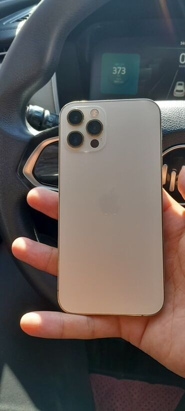 айфон золотой: IPhone 12 Pro, Алтын, 96 %