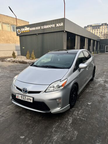 Toyota: Toyota Prius: 2013 г., 1.8 л, Вариатор, Гибрид, Хэтчбэк