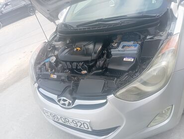 Hyundai: Hyundai Elantra: 1.8 l | 2012 il Sedan — 9