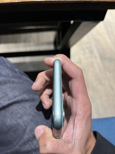 11 pro max kabro: IPhone 11, 64 GB, Yaşıl, Simsiz şarj, Face ID, Sənədlərlə — 6