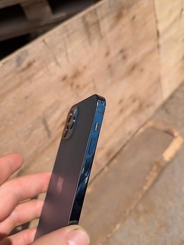 Apple iPhone: IPhone 12 Pro — 8