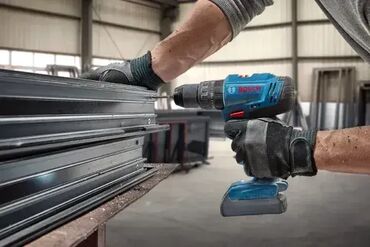 Akumulatorske bušilice: Tehnički podaci Dodatni podaciNapon akumulatora18,0 VObrtni momenat — 9