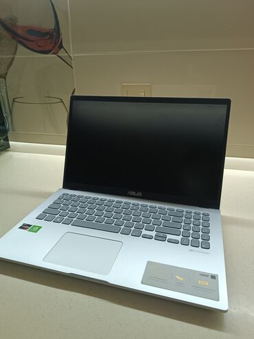 ddr3 8gb notebook: ASUS 15.6 ", AMD Ryzen 3, 1 TB