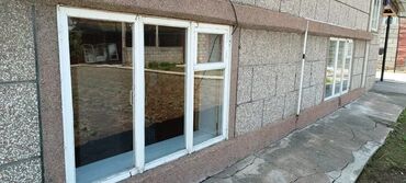 окна и двер: Деревянное окно, цвет - Белый, Б/у, Самовывоз