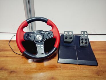 руль для xbox 360: Игровой руль Logitech с педалями. Руль с кожаной накладкой