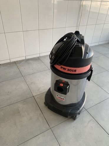 Tavan: Sənaye tipli tozsoran – Pulwa PW 301S Xüsusiyyətlər: - Model: PW 301S