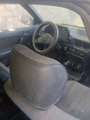 265 40 22: Mitsubishi Lancer: 1989 г., Механика, Седан — 2