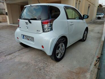 Toyota: Toyota iQ: 1 l. | 2009 έ. Χάτσμπακ — 4