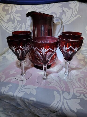 Kuhinjski setovi: Servis kristal za vino,rucno graviran 60,70te god. Servis — 1