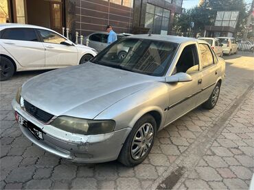 радиатор кондиционера опель зафира а: Opel Vectra: 1997 г., 1.6 л, Механика, Бензин, Седан
