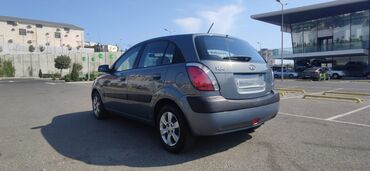 Kia: Kia Rio: 1.5 l | 2008 il Hetçbek