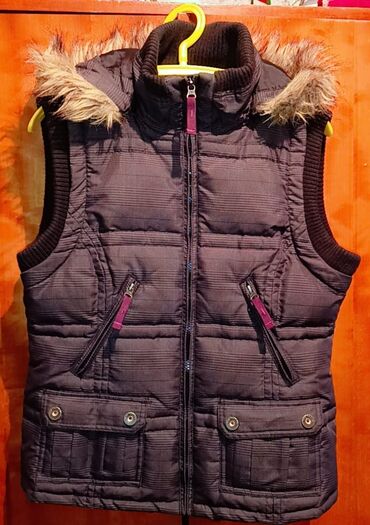 Жилет, Tommy Hilfiger, S (EU 36), цвет - Черный