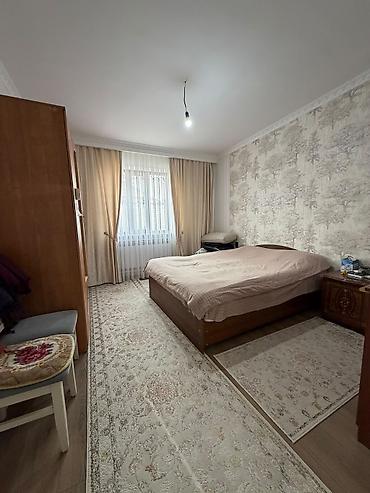 Үйлөрдү сатуу: 4 бөлмө, 130 м², 4 соток, Бишкек, Ак-Ордо 2 ж/м Кыймылсыз мүлк агенттиги — 6