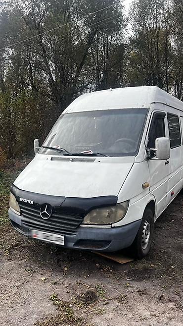 солярка бензин: Жүк ташуучу унаа, Mercedes-Benz, 4 т, Колдонулган — 3